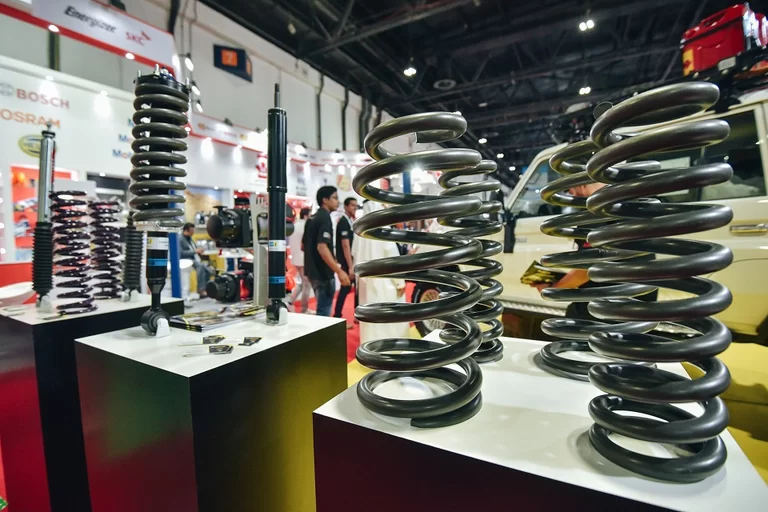 قطعات و اجزا